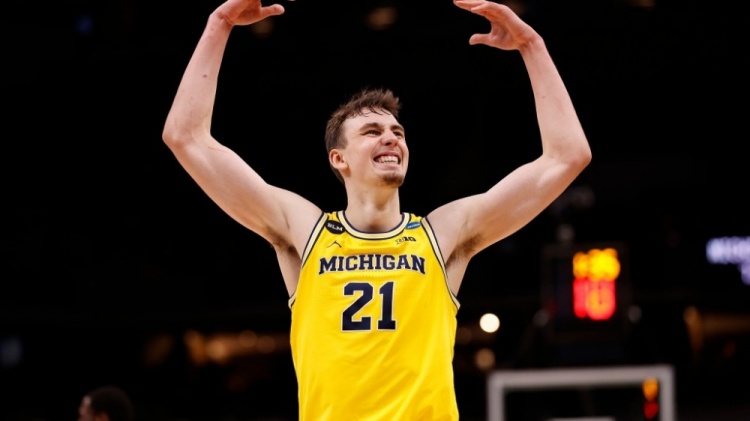 官方联名 官方联名